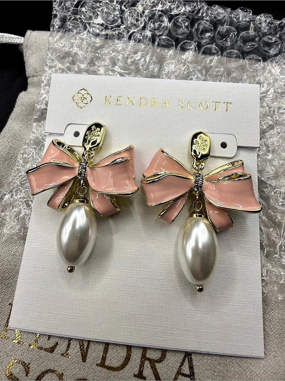 Kendra Scott x LoveShackFancy Pearl Bow pink/Gold statement earrings